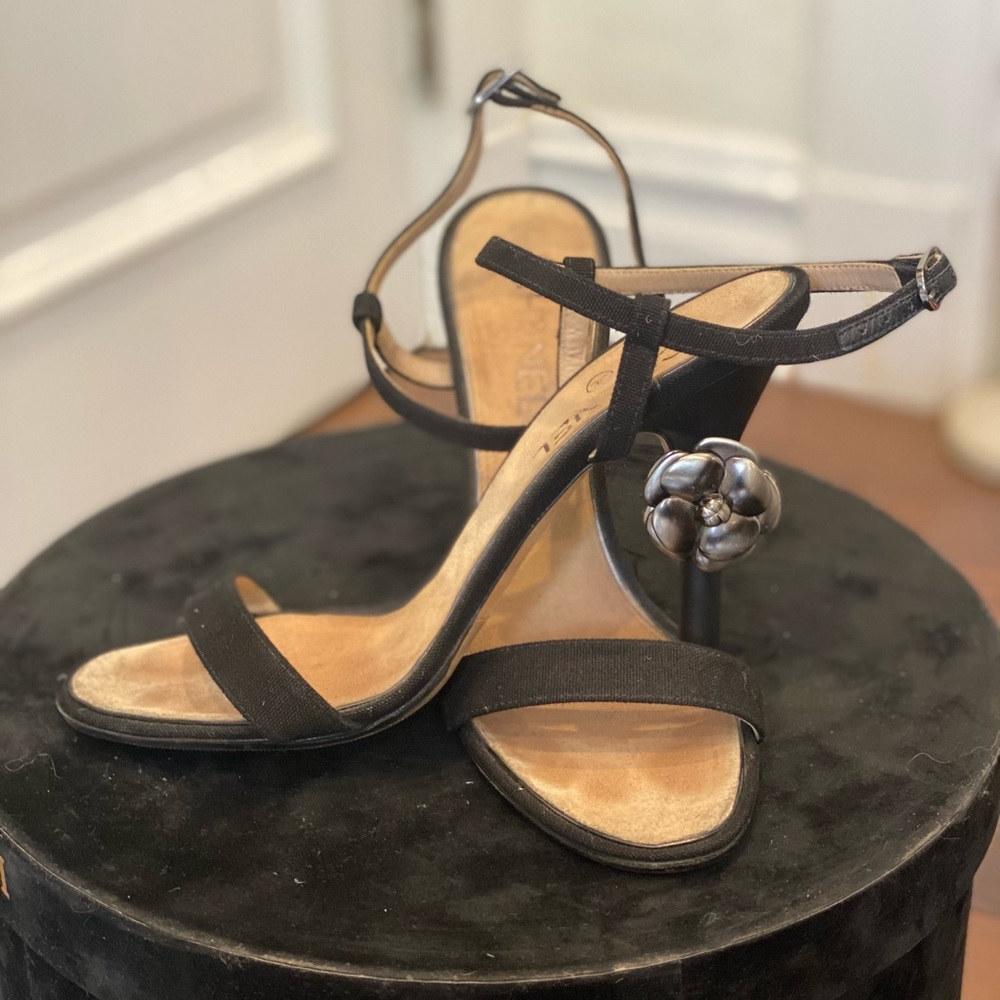 Authentic Chanel sandals with flower heel detail